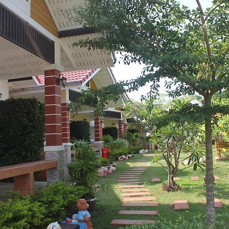 Rimbueng Resort Pranburi Ngoại thất bức ảnh